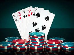 btpk Live Casino table with professional dealer streaming in real time